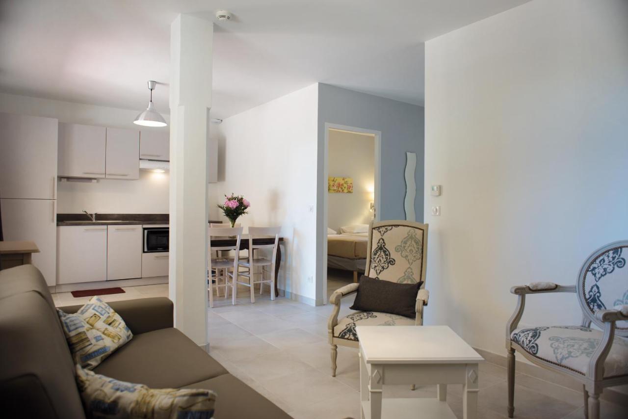 Appartements Des Joncas 마르티그 외부 사진
